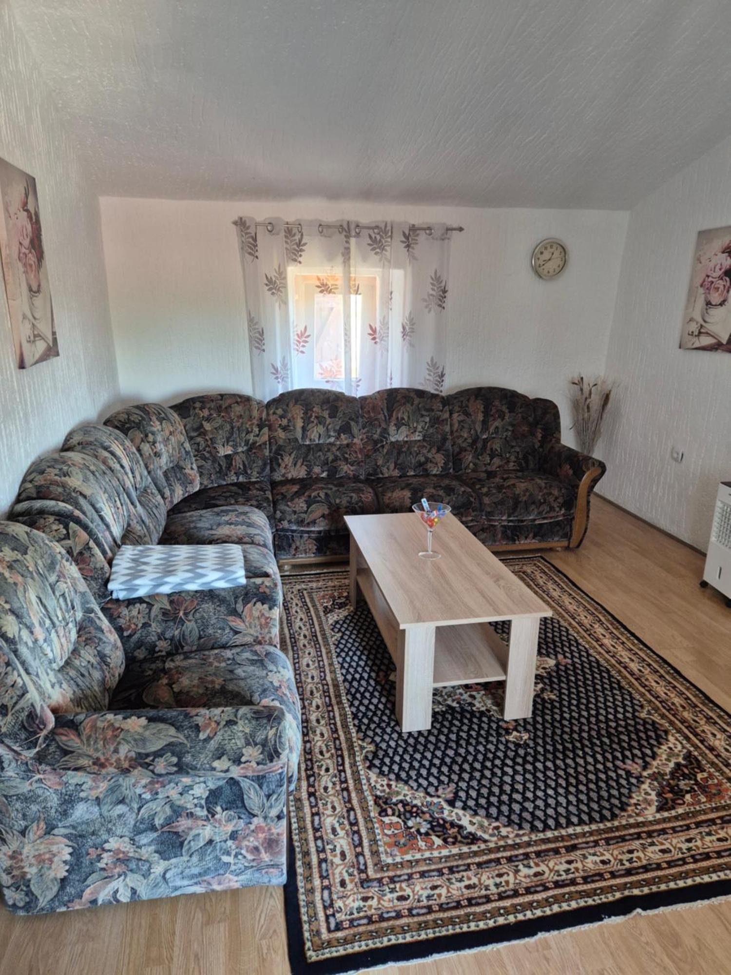 Apartman Nena Cepljani Esterno foto